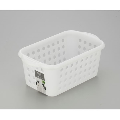 J5780-Plastic Basket Natural